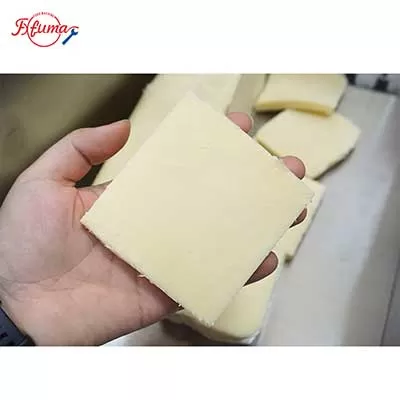 cutting cheese into thick slices by Single-stage block cheese cutting machine