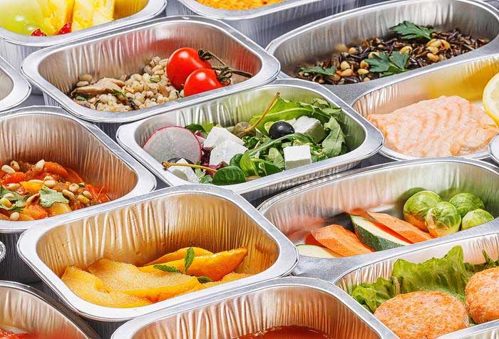 A Comparison Between Pre-made Meals and Traditional Freshly Cooked Dishes: The Era's Game of Efficiency Versus Flavor