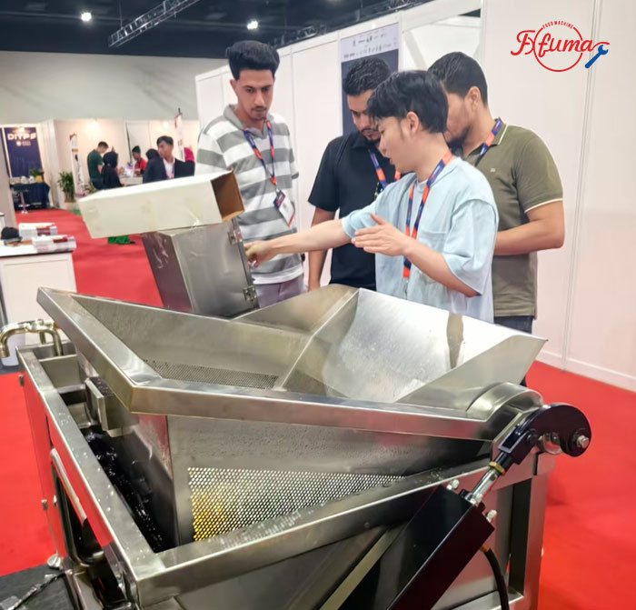 Return from the Kuala Lumpur Halal Food Exhibition in Malaysia: Insights into New Opportunities in the Global Halal Market and Sharing of Gains