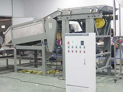 High Output Automatic Fresh Corn Dehusking Machine - 4-11T/H