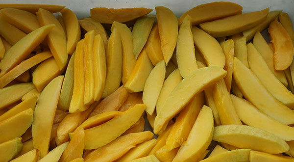Mango Washing, Coring, Peeling, Slice Cutting Machine Customized Mango Process Line