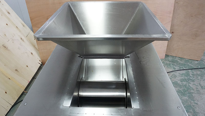 Onion Peeler Machine - Large Inlet Hopper FX-128-3A