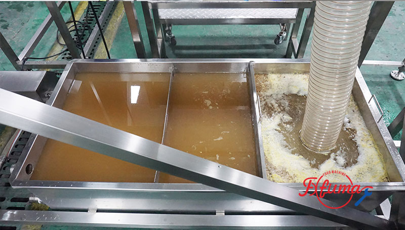 2t/h Galangal Turmeric Ginger Rotary Barrel Washing Machine with Lift Conveyor